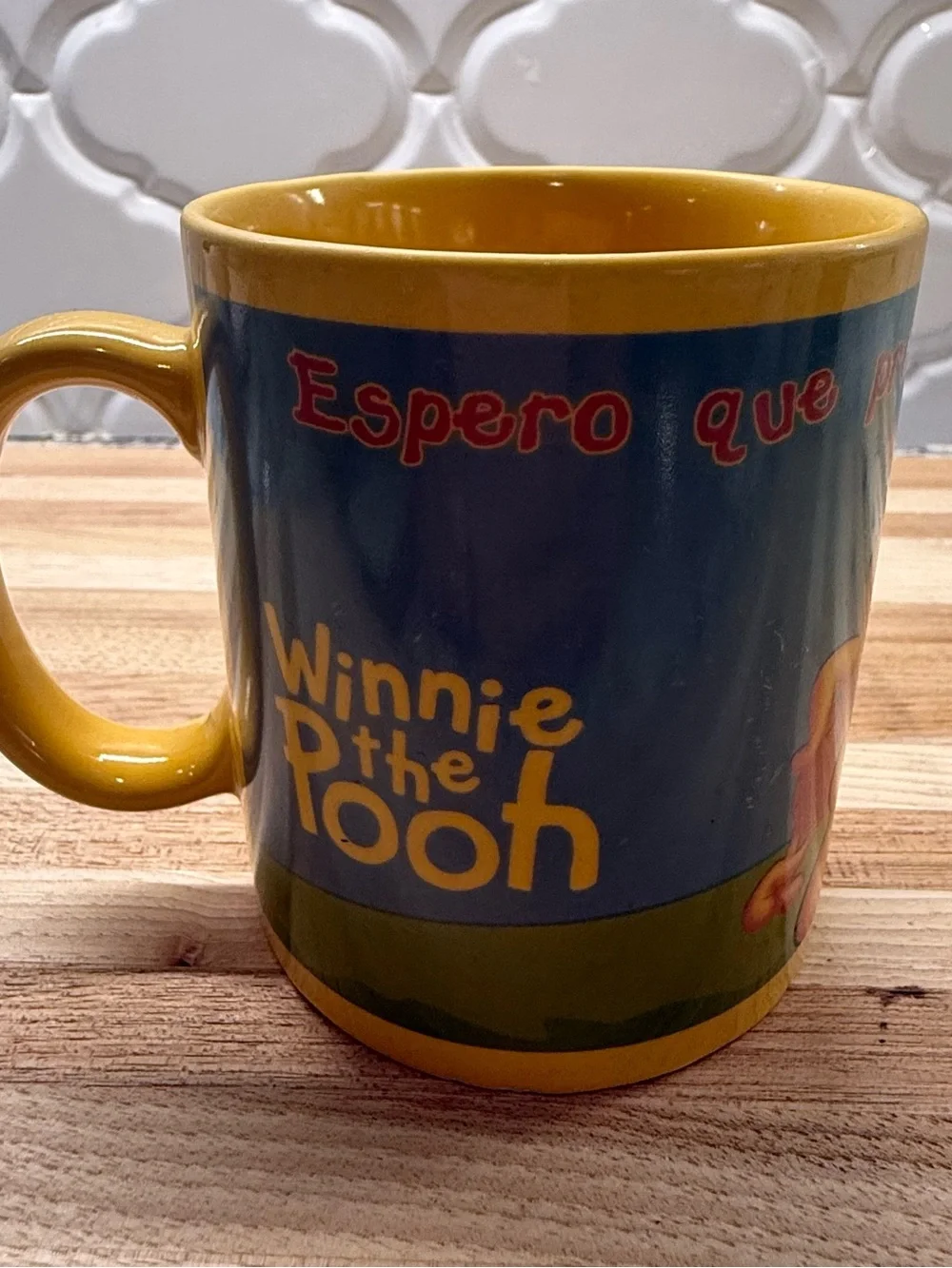 Vintage Disney Store Winnie the Pooh Ceramic Mug Spanish Text 